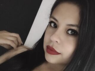 KellyLoraine
