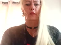 Je suis une femme très sexy sensuel ils pourront que passer un bon moment avec moi dans le partage puis dans la sexualité