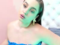I am a Latin girl who always seeks to enjoy life to the fullest. I consider myself an outgoing, happy and energetic person, qualities that are reflected in everything I do.