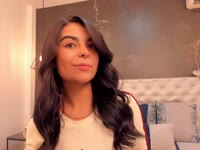 I am a sweet, flirtatious, and very spontaneous girl. ✨ I love meeting new personalities, chatting, laughing, and slowly discovering what makes us connect. I can be a little shy at first, but when I get comfortable, my playful and naughty side shows. I like details, good moments, and that special chemistry that makes you want to stay a little longer. Come meet me and let