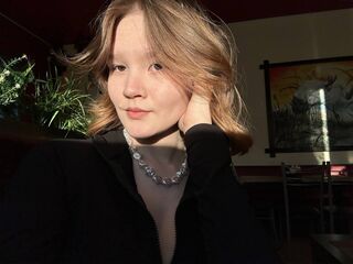 masturbating girl AliseBlade