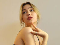 chat room cam AlysiaBennet
