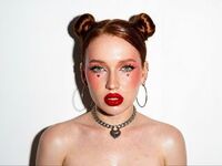 free livesex BellaMesmer