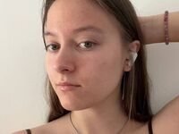 cam girl masturbating with sextoy BerthaPinkos