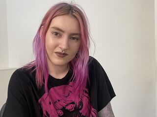 bedroom livecam BonnieRide