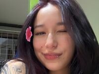 hot cam girl masturbating with dildo CamiLewit