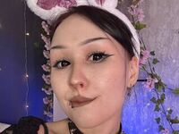 masturbating webcamgirl DeeKlingensmith