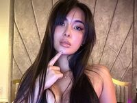 cam girl JiJi