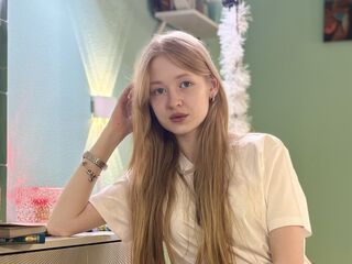 adult cam show MinnieTallacksen