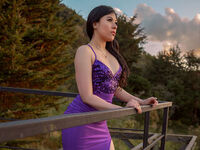 cam girl playing with vibrator SamanthaHarvey