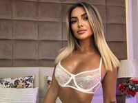 naughty cam girl fingering shaved pussy SamanthaRogue