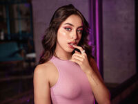 cam girl playing with sextoy AliceBelov