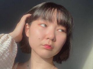 camwhore shaved pussy DawneGuttierez