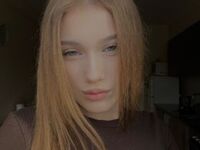 camgirl chat room MiaDelicia