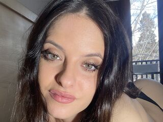 chatrubate cam girl AlanaMore