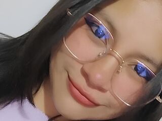 chat room webcam photo AllisonSmithe