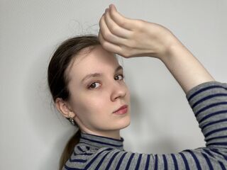 chat room live webcam AlyseCluster