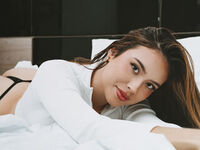 cam girl fingering AmberMunroe