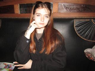 naked webcam girl BarbaraGriswell