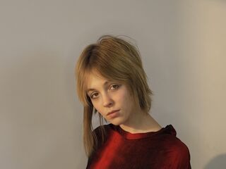 naughty cam girl picture BellEltzroth