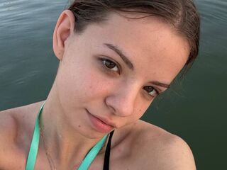 camwhore masturbating with vibrator BonnySeto