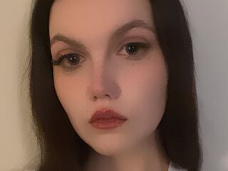 naked cam girl BrittaAmrine