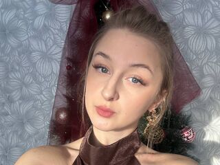 girl topless CharoletteHeckle