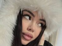 nude cam CherlynDarm