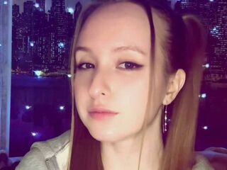 webcam striptease show CortneyMoran