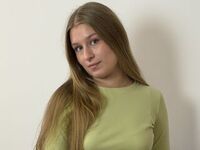 fingering cam girl video DaphneKinsky