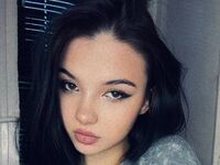 naked camgirl masturbating DarciKubas