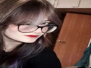 cam slut chat room DeberaWoodsmall