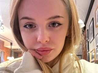 adultcam pic DevonaBradner