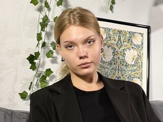 closeup pussy webcam DonellaAndra