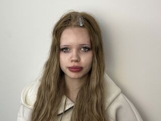 free chatroom DorindaHeyden