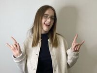 masturbating girl DorothaHiles