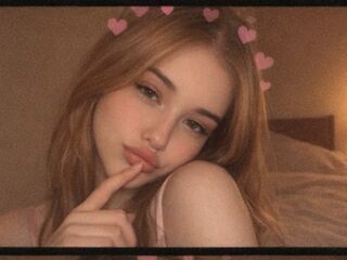 free nude webcam ElaraWinslow