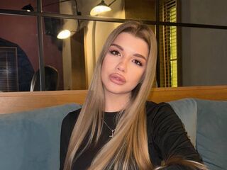 free nude webcam EmmyRamsdell