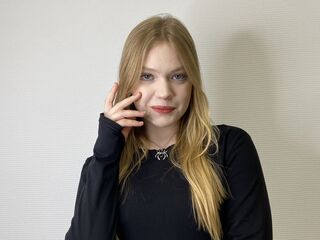 camgirl live porn cam FrancieMcrenolds