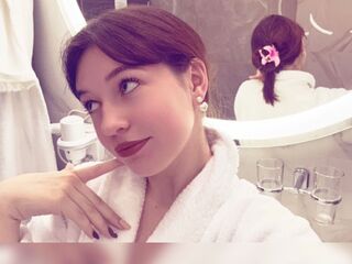 jasmin GudrunManzone