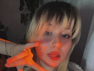 adult web cam chat room HanFiorini