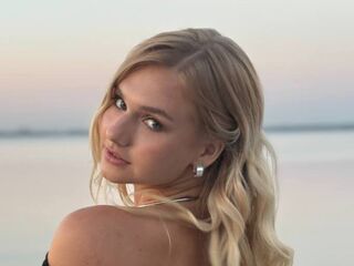 adult liveshow HelenPetrini