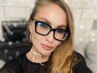 camslut fingering wet pussy HelenaBoyd