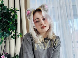 naughty camgirl fingering pussy IleneDrones