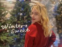 camgirl playing with sextoy JacyWinslat