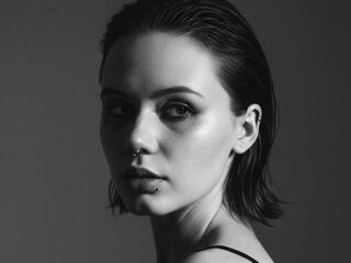 webcam girl chatroom JudithSterett