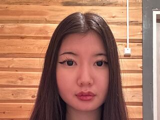 webcam bitch KenishaFaylor