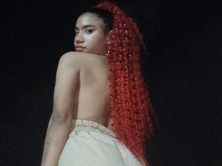 closeup web cam KhloeyBrooks