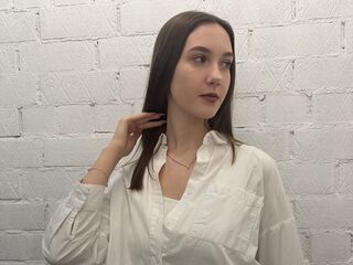 camgirl playing with vibrator KieshaBurgie