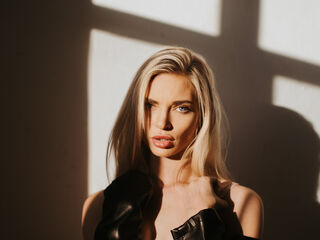 sex web cam chat room LanaSharapova